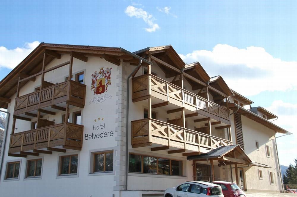 1. Hotel Belvedere