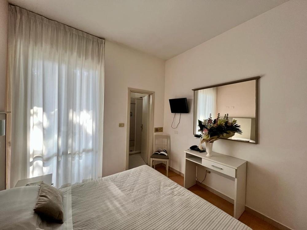 4. Hotel Aura Living