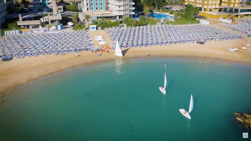 37. Bluserena Majestic s light all inclusive