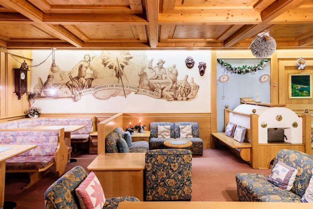 2. 5denní zájezd s dopravou, polopenzí a skipasem v ceně – hotel Coldai
