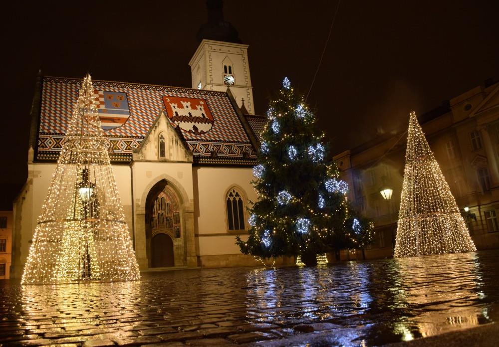 Vyhlášené vánoční trhy v Záhřebu