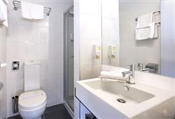 13. Hotel Plavi