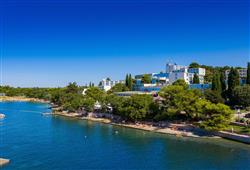 30. Hotel Plavi