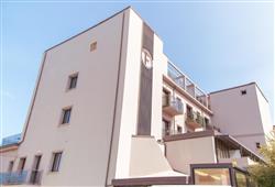 30. Hotel Ferretti Beach