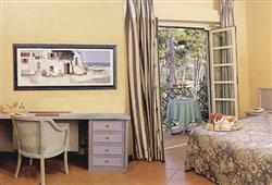 8. Hotel Mignon