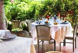 19. Hotel Mignon