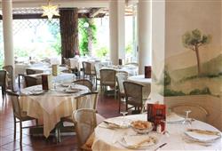 20. Hotel Mignon