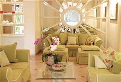 11. Hotel Mignon