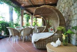 3. Hotel Mignon
