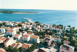 16. Apartmánový dům Franjo