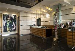 12. Hotel Antico Borgo