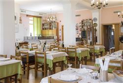 9. Hotel Al Cervo