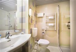 10. Hotel Miramar