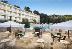 15. Hotel Miramar