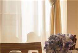 9. Hotel Antico Borgo