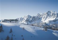 45. 5denní zájezd s dopravou, polopenzí a skipasem v ceně – hotel Comelico