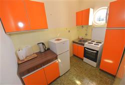 Apt 2+2