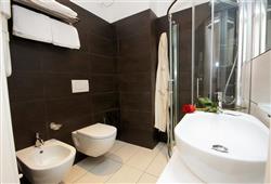 6. Hotel Aragosta
