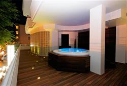 9. Hotel Aragosta
