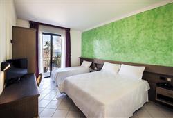 5. Hotel Maraschina