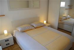 4. Apartmánový dům Ela