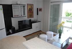7. Apartmánový dům Ela