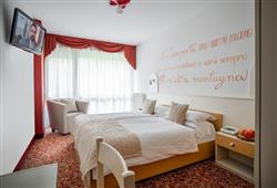 5. Hotel Europa