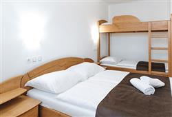 13. Hotel reAktiv