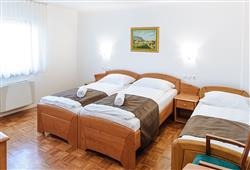 10. Hotel reAktiv