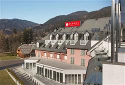 19. Ramada Hotel & Suites (se skipasem)