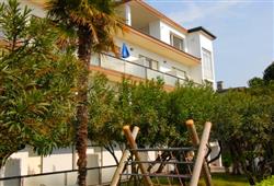 11. Villa Yachting