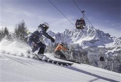 52. 5denní zájezd (denní přejezd) s dopravou, polopenzí a skipasem v ceně – hotel Comelico