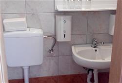 9. Hotel Oaza