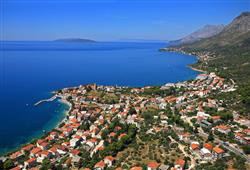 22. Hotel Oaza