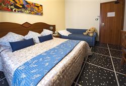 8. Hotel Bristol (Lavagna, plná penze)