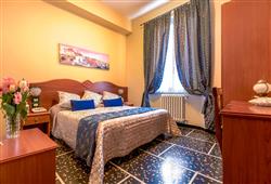 3. Hotel Bristol (Lavagna, plná penze)