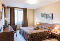 3. Hotel Evelina Palace