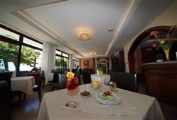 13. Hotel La Rotonda (apartmány s polopenzí)