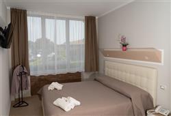 4. Hotel Atico