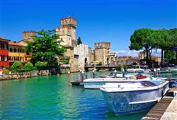 18. Hotel Atico