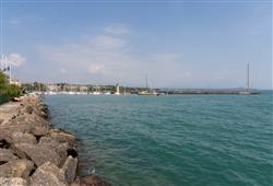 12. Hotel Atico