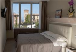 4. Hotel Atico