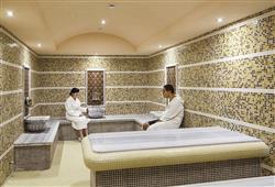 14. Hotel St George Ski & Holiday