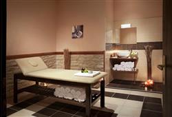 10. Hotel St George Ski & Holiday