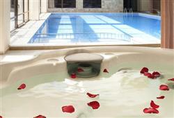 7. Hotel St George Ski & Holiday