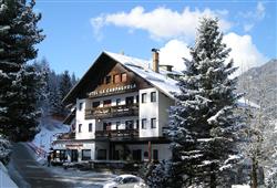 2. Hotel La Campagnola se snídaní