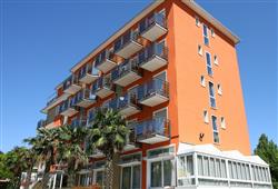 1. Hotel Torino (plná penze)