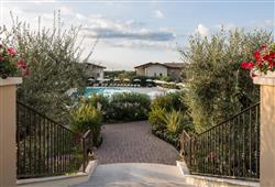 25. Hotel Lake Garda Resort