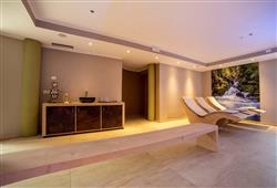 7. Hotel Caminetto Mountain Resort (léto)