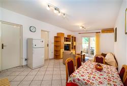 3. Apartmánový dům Emina